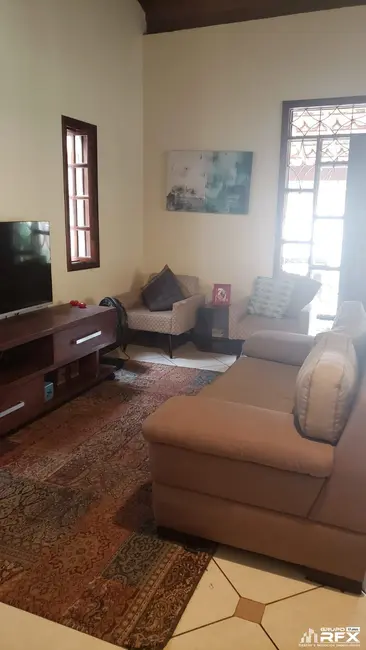 Foto 9 de Casa com 3 quartos à venda, 226m2 em Itaipu, Niteroi - RJ