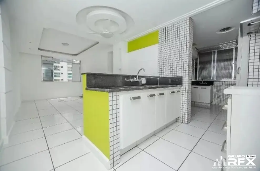 Foto 3 de Apartamento com 2 quartos à venda, 70m2 em Icaraí, Niteroi - RJ