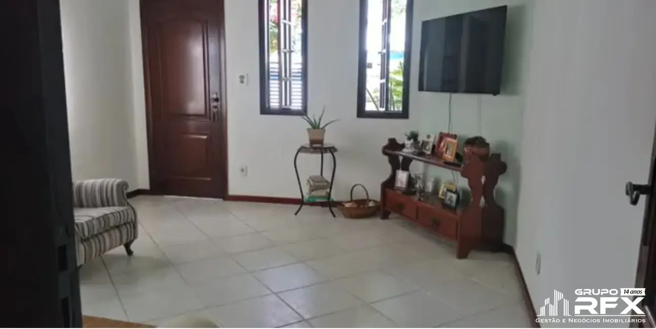 Foto 6 de Casa com 5 quartos para alugar, 400m2 em Itaipu, Niteroi - RJ