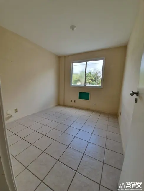 Foto 2 de Apartamento com 2 quartos à venda, 70m2 em Maria Paula, Niteroi - RJ