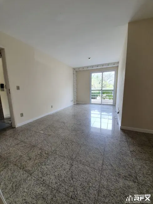 Foto 1 de Apartamento com 2 quartos à venda, 70m2 em Maria Paula, Niteroi - RJ