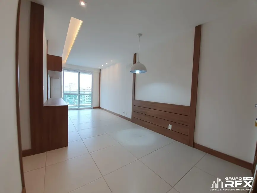 Foto 2 de Apartamento com 2 quartos à venda, 65m2 em Centro, Niteroi - RJ