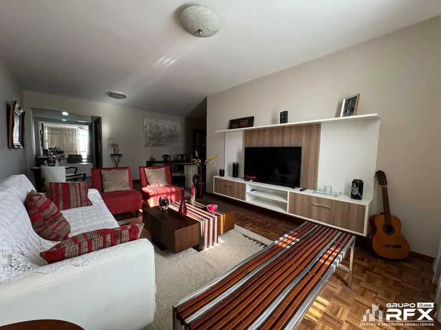 Foto 2 de Apartamento com 3 quartos à venda, 127m2 em Icaraí, Niteroi - RJ