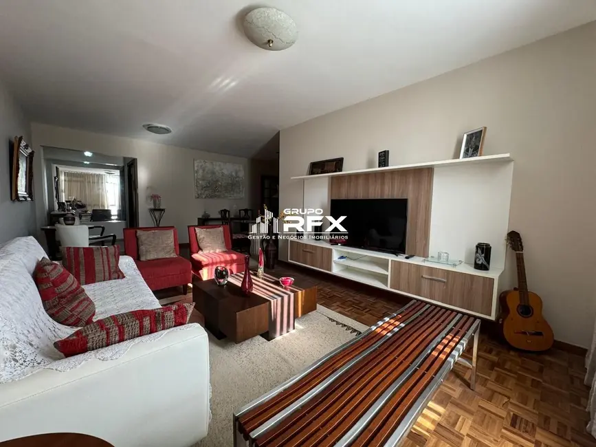 Foto 2 de Apartamento com 3 quartos à venda, 127m2 em Icaraí, Niteroi - RJ