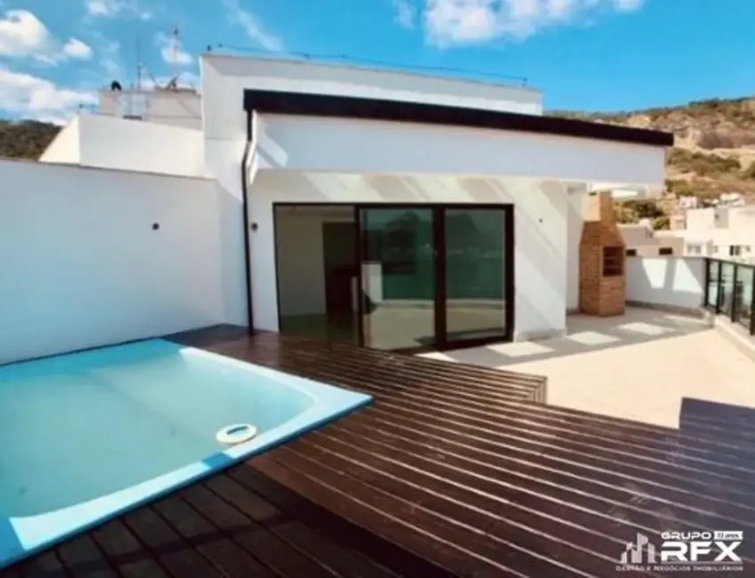 Cobertura com 4 quartos para alugar, 240m2 em Charitas, Niteroi - RJ - imagem 7 Foto 7 de Cobertura com 4 quartos para alugar, 240m2 em Charitas, Niteroi - RJ