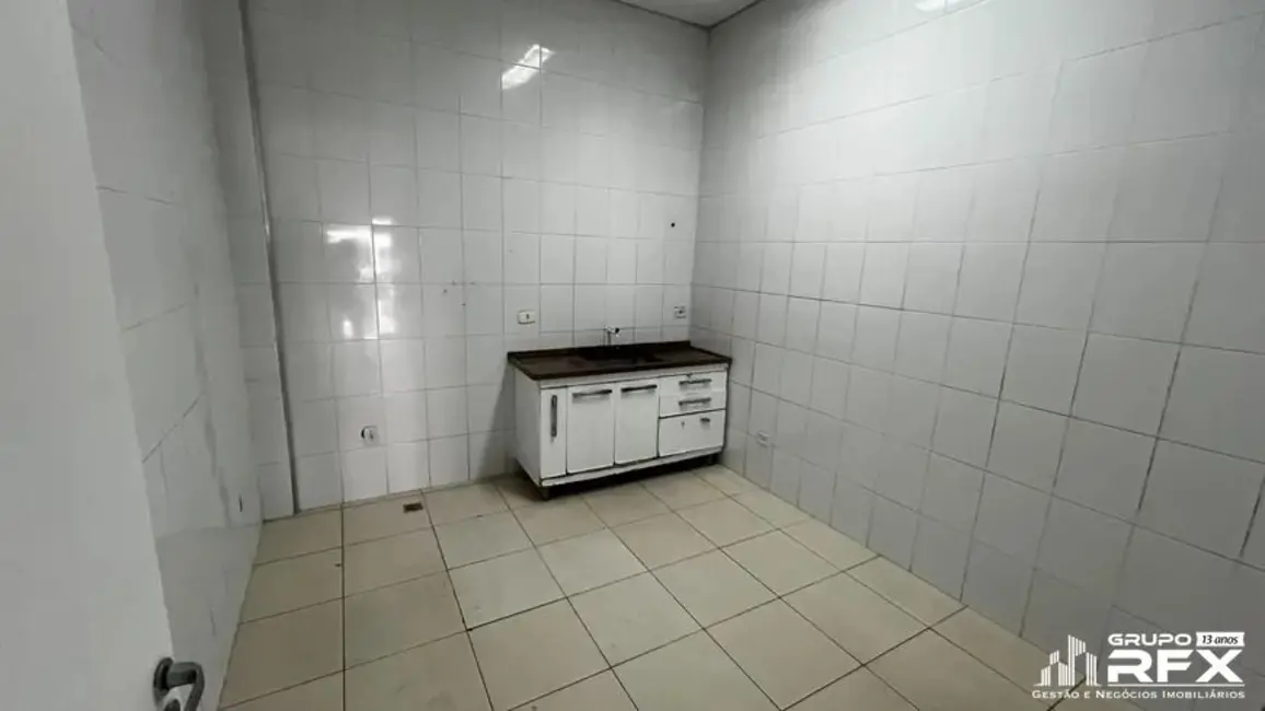 Loja para alugar, 280m2 em Santa Rosa, Niteroi - RJ - imagem 4 Foto 4 de Loja para alugar, 280m2 em Santa Rosa, Niteroi - RJ