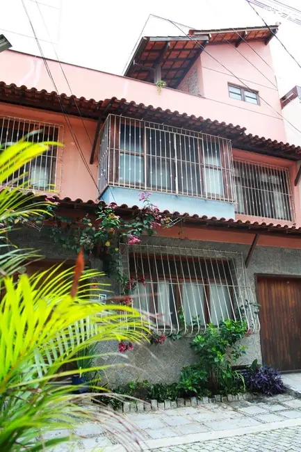 Foto 2 de Casa com 3 quartos à venda, 220m2 em Icaraí, Niteroi - RJ