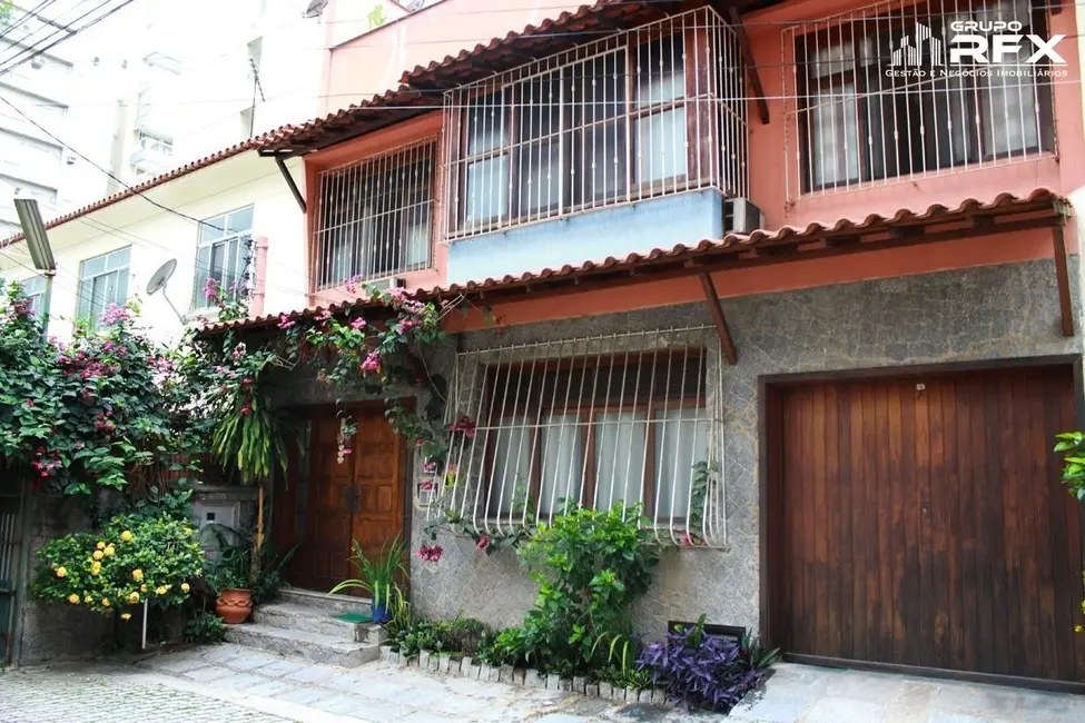 Foto 1 de Casa com 3 quartos à venda, 220m2 em Icaraí, Niteroi - RJ