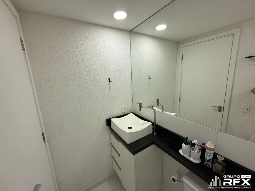 Foto 8 de Apartamento com 2 quartos à venda, 55m2 em Sao Goncalo - RJ