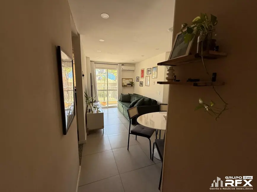 Foto 6 de Apartamento com 2 quartos à venda, 55m2 em Sao Goncalo - RJ