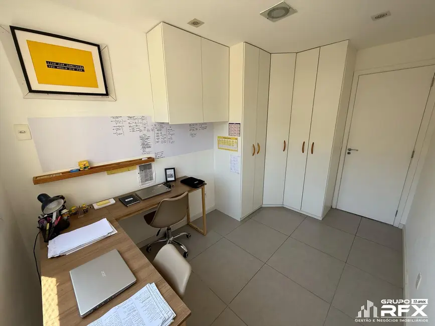 Foto 2 de Apartamento com 2 quartos à venda, 55m2 em Sao Goncalo - RJ