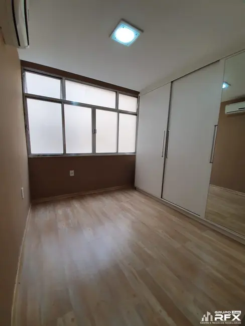 Apartamento com 3 quartos para alugar, 120m2 em Icaraí, Niteroi - RJ - imagem 6 Foto 6 de Apartamento com 3 quartos para alugar, 120m2 em Icaraí, Niteroi - RJ