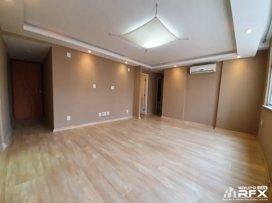 Apartamento com 3 quartos para alugar, 120m2 em Icaraí, Niteroi - RJ - imagem 1 Foto 1 de Apartamento com 3 quartos para alugar, 120m2 em Icaraí, Niteroi - RJ