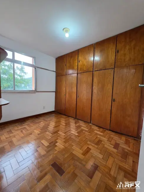 Foto 3 de Apartamento com 2 quartos para alugar, 45m2 em Fátima, Niteroi - RJ