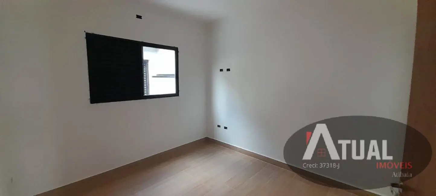 Foto 8 de Casa com 3 quartos à venda, 176m2 em Nova Cerejeira, Atibaia - SP