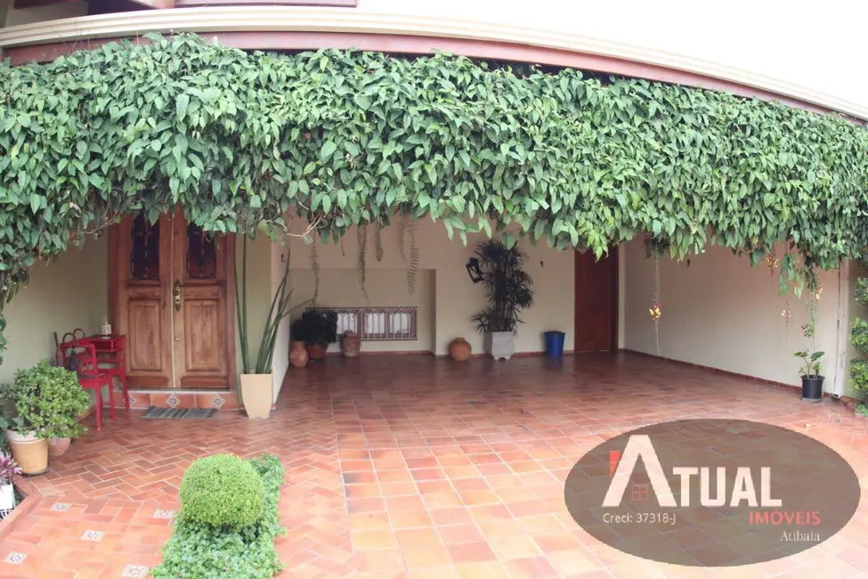 Foto 4 de Casa com 3 quartos à venda e para alugar, 401m2 em Vila Petrópolis, Atibaia - SP