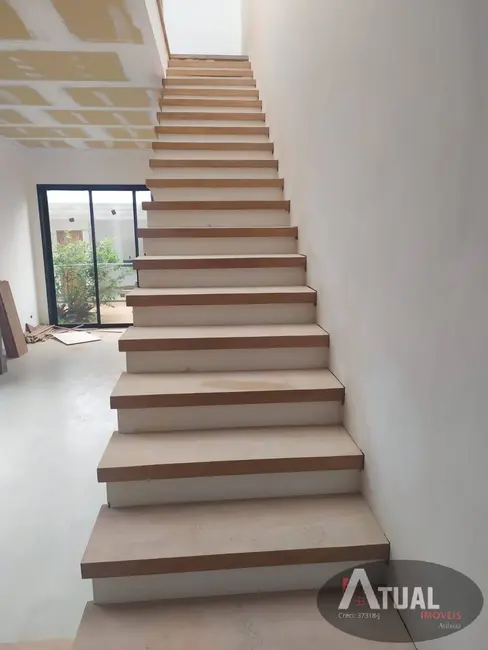 Casa com 3 quartos à venda, 177m2 em Loteamento Loanda, Atibaia - SP - imagem 4 Foto 4 de Casa com 3 quartos à venda, 177m2 em Loteamento Loanda, Atibaia - SP