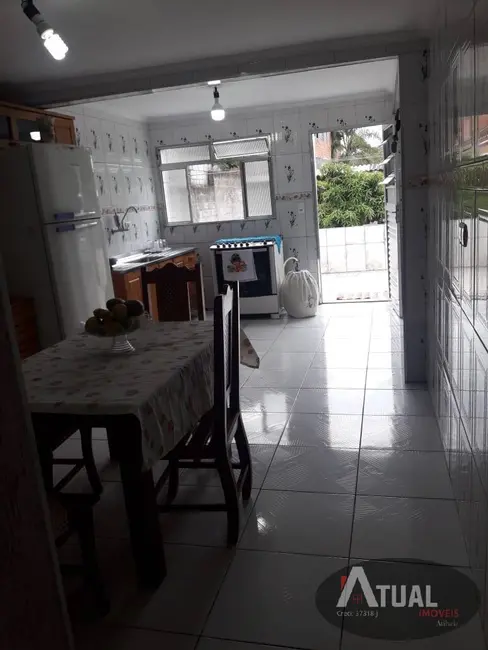 Foto 2 de Casa com 3 quartos à venda, 120m2 em Jardim Tropical, Itaquaquecetuba - SP