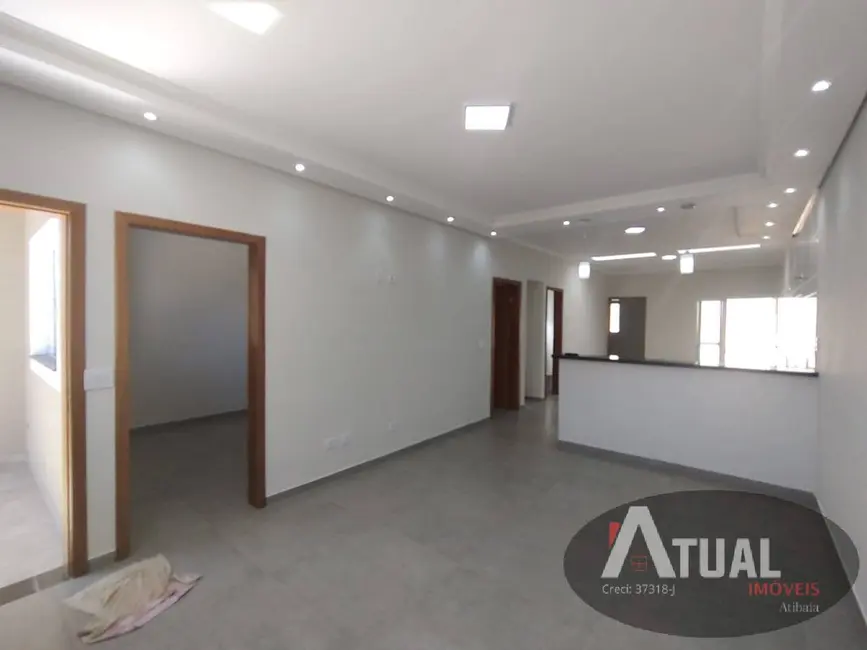 Foto 2 de Casa com 3 quartos à venda, 119m2 em Nova Cerejeira, Atibaia - SP