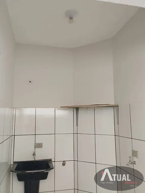Foto 2 de Casa com 2 quartos para alugar, 80m2 em Jardim Imperial, Atibaia - SP