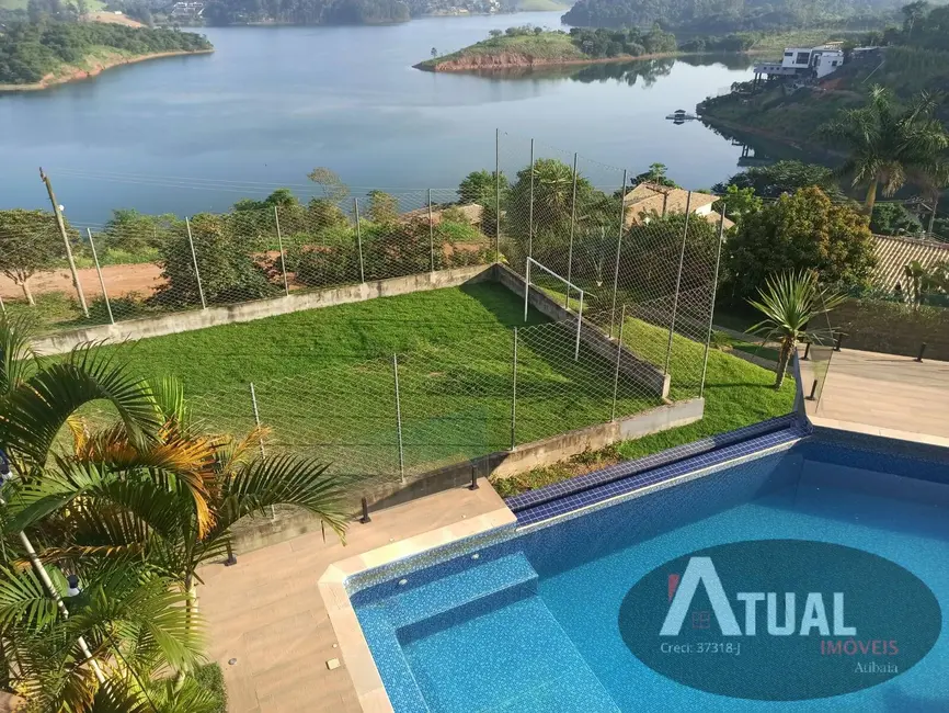 Casa com 4 quartos à venda, 300m2 em Centro, Igarata - SP - imagem 4 Foto 4 de Casa com 4 quartos à venda, 300m2 em Centro, Igarata - SP