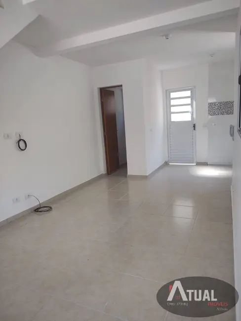 Casa com 2 quartos para alugar, 58m2 em Jardim Santo Antônio, Atibaia - SP - imagem 6 Foto 6 de Casa com 2 quartos para alugar, 58m2 em Jardim Santo Antônio, Atibaia - SP
