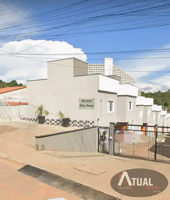 Foto 2 de Casa com 2 quartos para alugar, 58m2 em Jardim Santo Antônio, Atibaia - SP