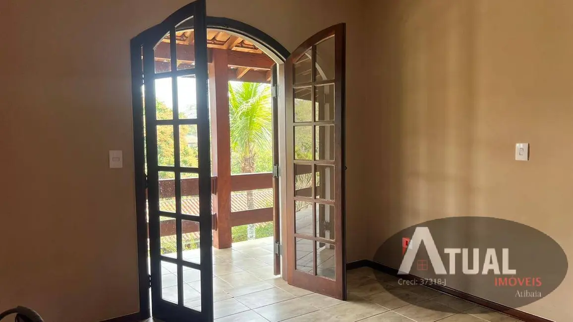 Foto 9 de Casa com 4 quartos à venda, 389m2 em Jardim Estância Brasil, Atibaia - SP