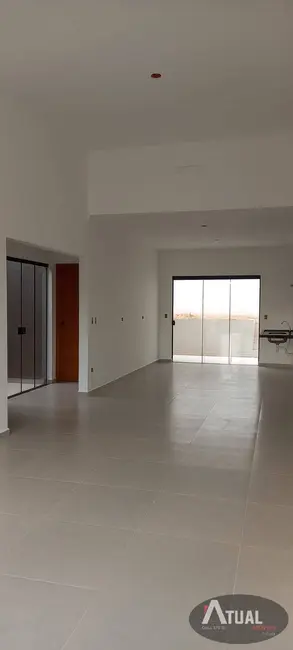 Casa com 2 quartos à venda, 175m2 em Nova Cerejeira, Atibaia - SP - imagem 4 Foto 4 de Casa com 2 quartos à venda, 175m2 em Nova Cerejeira, Atibaia - SP