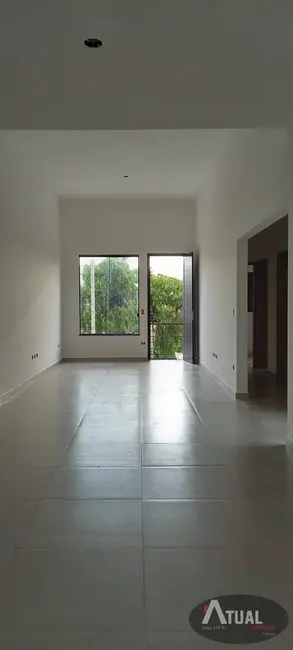 Casa com 2 quartos à venda, 175m2 em Nova Cerejeira, Atibaia - SP - imagem 3 Foto 3 de Casa com 2 quartos à venda, 175m2 em Nova Cerejeira, Atibaia - SP