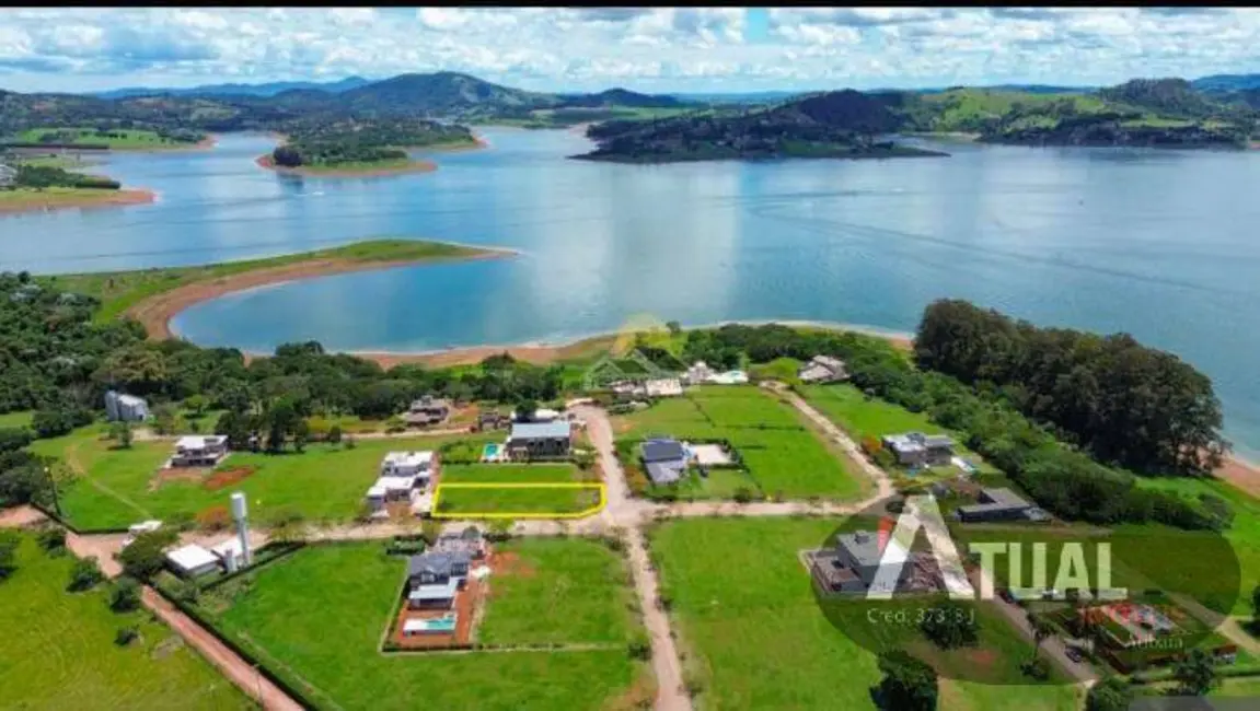 Foto 1 de Terreno / Lote à venda, 1023m2 em Piracaia - SP