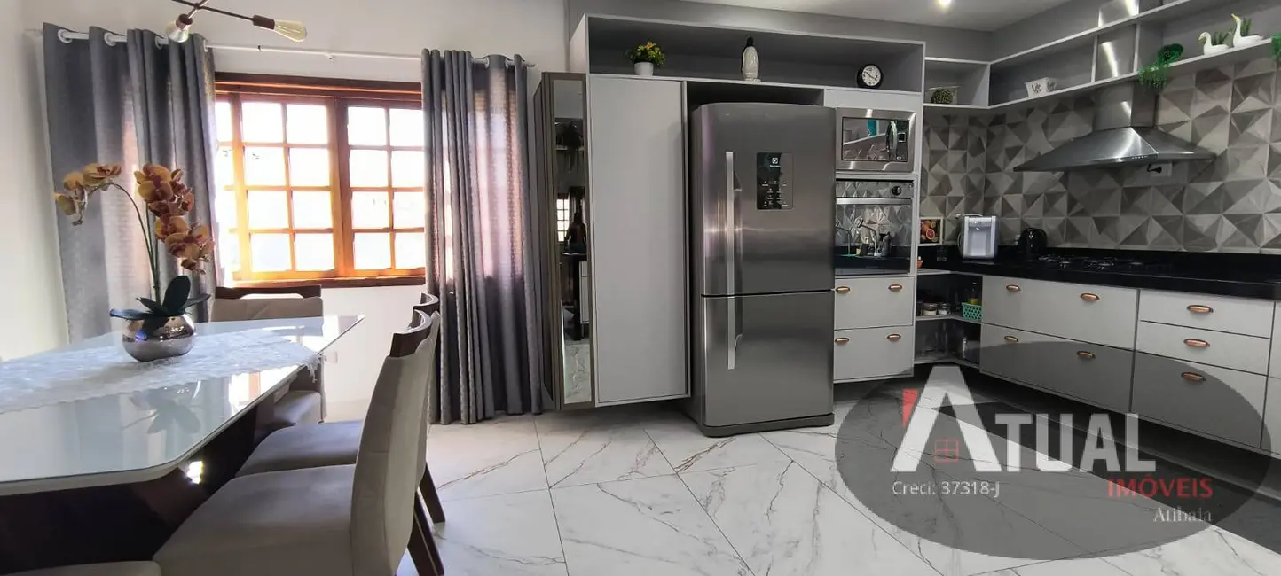 Foto 8 de Casa com 4 quartos à venda, 377m2 em Jardim Shangri-Lá, Atibaia - SP