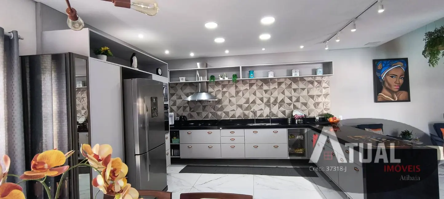 Foto 4 de Casa com 4 quartos à venda, 377m2 em Jardim Shangri-Lá, Atibaia - SP