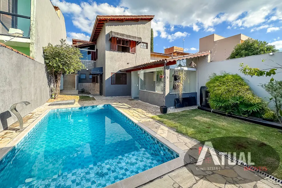 Foto 1 de Casa com 5 quartos à venda, 312m2 em Jardim Santa Bárbara, Atibaia - SP