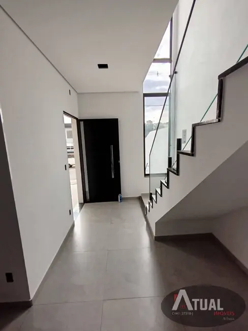 Casa com 3 quartos à venda, 123m2 em Nova Cerejeira, Atibaia - SP - imagem 2 Foto 2 de Casa com 3 quartos à venda, 123m2 em Nova Cerejeira, Atibaia - SP