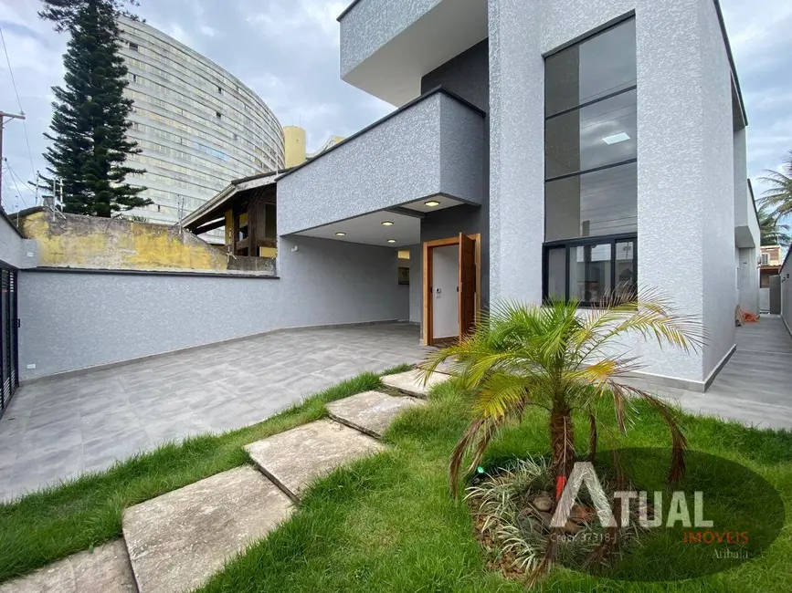 Casa com 4 quartos à venda, 225m2 em Peruibe - SP - imagem 2 Foto 2 de Casa com 4 quartos à venda, 225m2 em Peruibe - SP