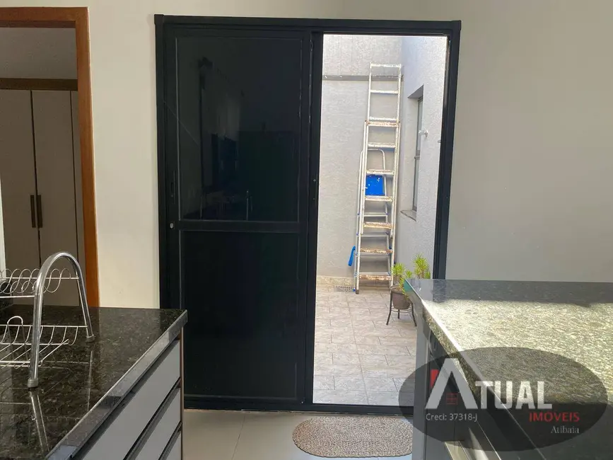 Foto 3 de Casa com 3 quartos à venda, 96m2 em Nova Cerejeira, Atibaia - SP