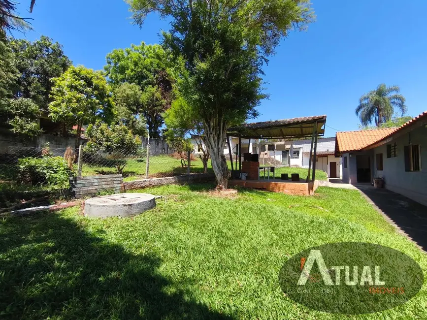 Casa com 3 quartos à venda, 1579m2 em Jardim Estância Brasil, Atibaia - SP - imagem 2 Foto 2 de Casa com 3 quartos à venda, 1579m2 em Jardim Estância Brasil, Atibaia - SP