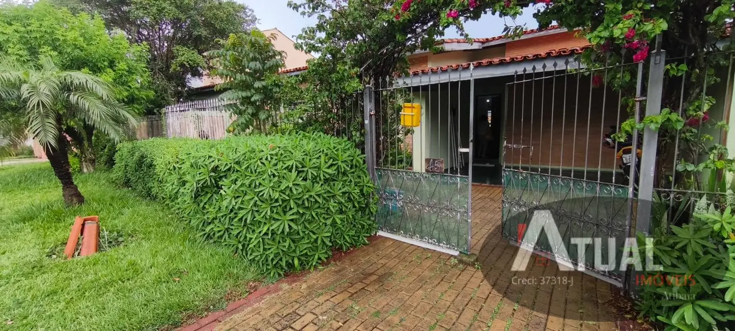 Casa com 3 quartos para alugar, 750m2 em Recreio Maristela, Atibaia - SP - imagem 1 Foto 1 de Casa com 3 quartos para alugar, 750m2 em Recreio Maristela, Atibaia - SP