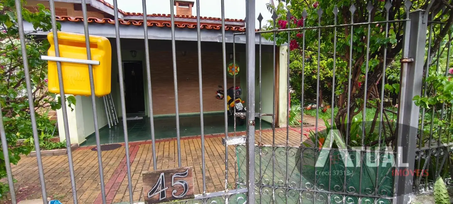 Casa com 3 quartos para alugar, 750m2 em Recreio Maristela, Atibaia - SP - imagem 9 Foto 9 de Casa com 3 quartos para alugar, 750m2 em Recreio Maristela, Atibaia - SP