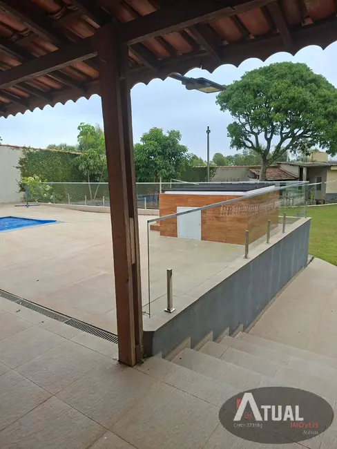 Foto 2 de Casa com 4 quartos para alugar, 250m2 em Mairipora - SP