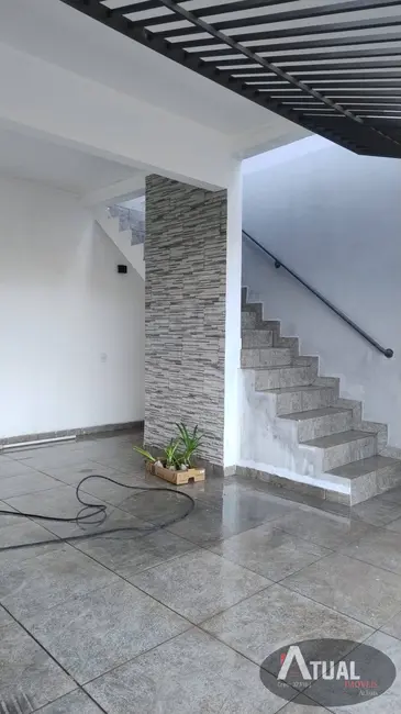 Foto 1 de Casa com 2 quartos à venda, 210m2 em Piracaia - SP