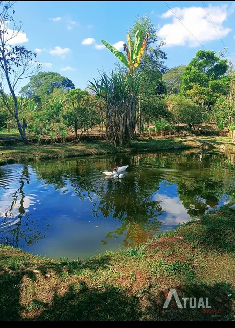 Foto 1 de Chácara com 4 quartos à venda, 250m2 em Atibaia - SP