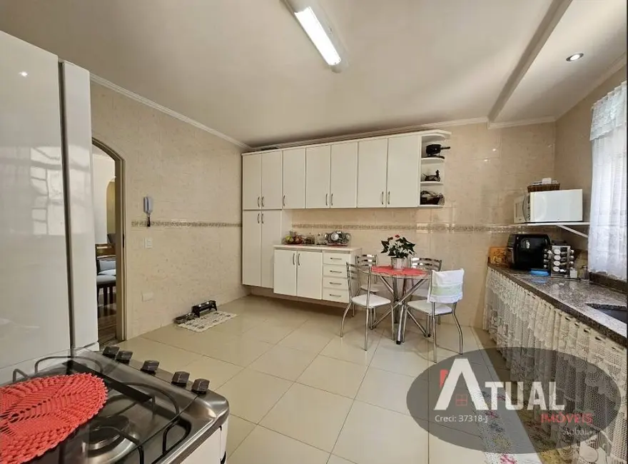 Foto 7 de Casa de Condomínio com 3 quartos à venda, 220m2 em Jardim Shangri-Lá, Atibaia - SP
