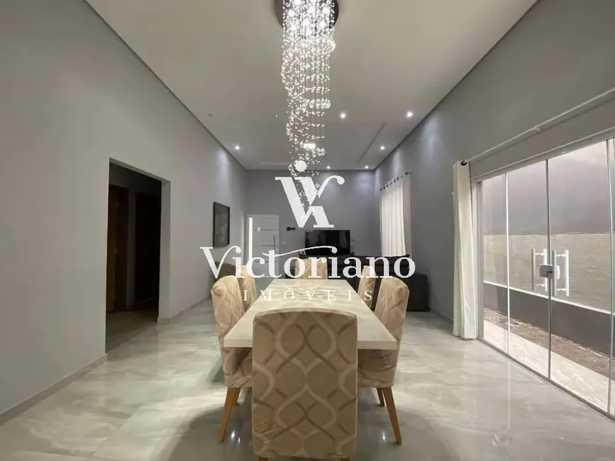 Foto 3 de Casa de Condomínio com 3 quartos à venda, 360m2 em Loteamento Villa Branca, Jacarei - SP