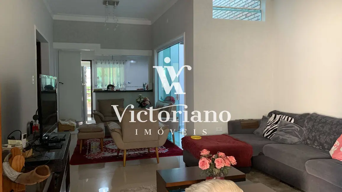 Foto 2 de Casa com 3 quartos à venda, 250m2 em Loteamento Villa Branca, Jacarei - SP