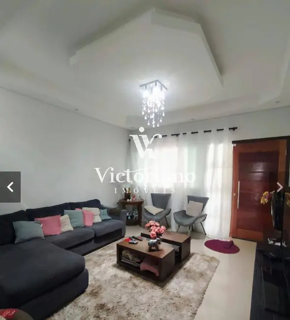 Foto 1 de Casa com 3 quartos à venda, 250m2 em Loteamento Villa Branca, Jacarei - SP