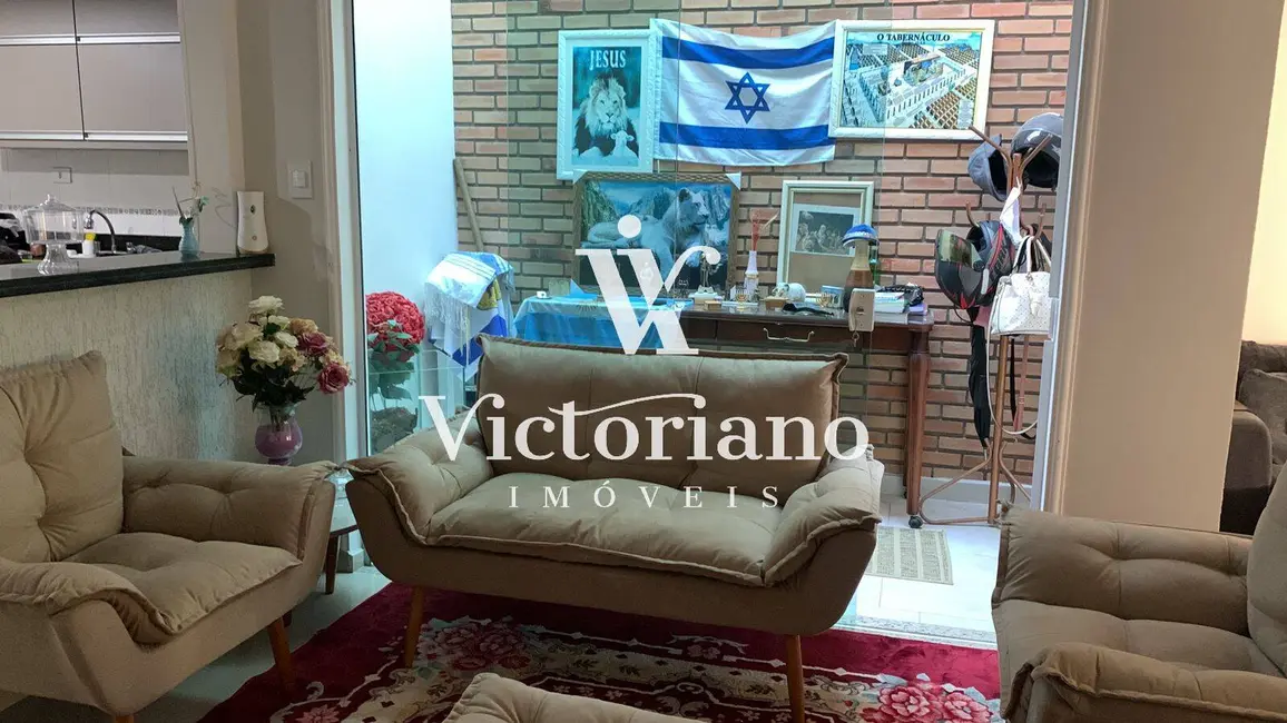 Foto 3 de Casa com 3 quartos à venda, 250m2 em Loteamento Villa Branca, Jacarei - SP