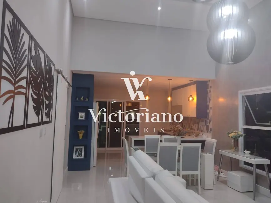 Foto 1 de Casa de Condomínio com 3 quartos à venda, 300m2 em Cacapava - SP