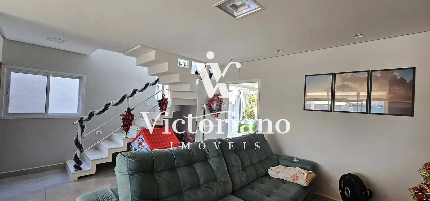 Foto 4 de Casa de Condomínio com 4 quartos à venda, 212m2 em Jardim Jacinto, Jacarei - SP